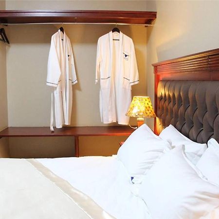 Sapphire Hotel Entebbe Kigo Kajansi المظهر الخارجي الصورة