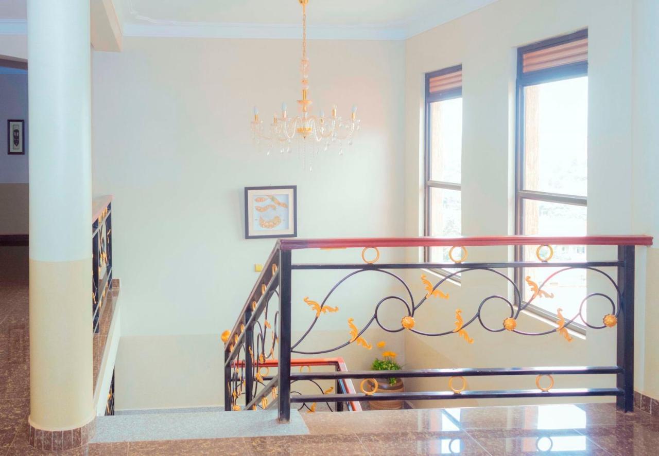 Sapphire Hotel Entebbe Kigo Kajansi المظهر الخارجي الصورة