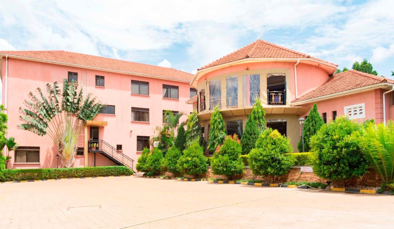 Sapphire Hotel Entebbe Kigo Kajansi المظهر الخارجي الصورة