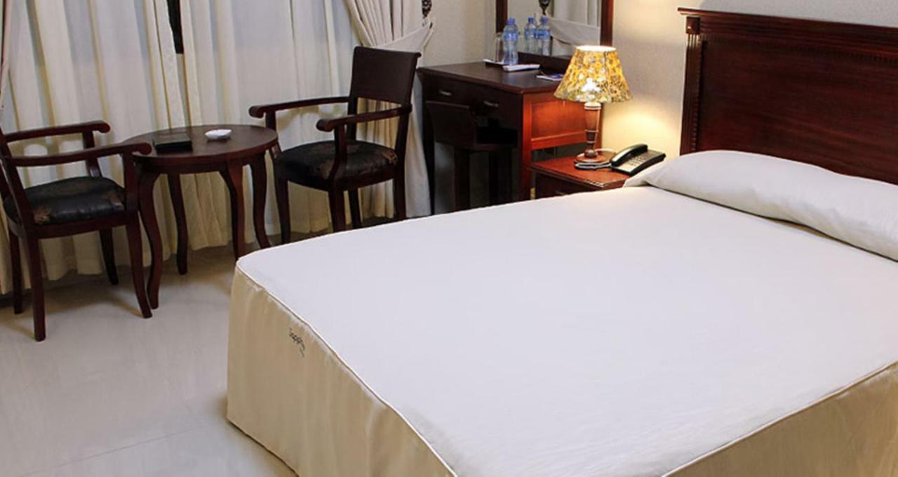 Sapphire Hotel Entebbe Kigo Kajansi المظهر الخارجي الصورة