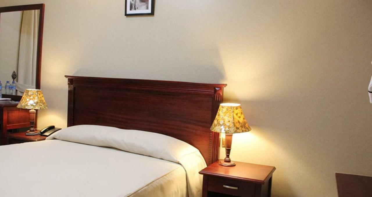 Sapphire Hotel Entebbe Kigo Kajansi المظهر الخارجي الصورة