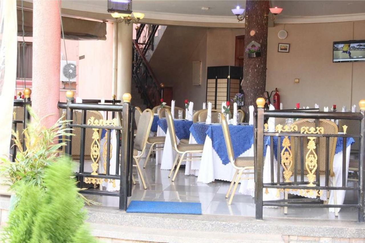Sapphire Hotel Entebbe Kigo Kajansi المظهر الخارجي الصورة