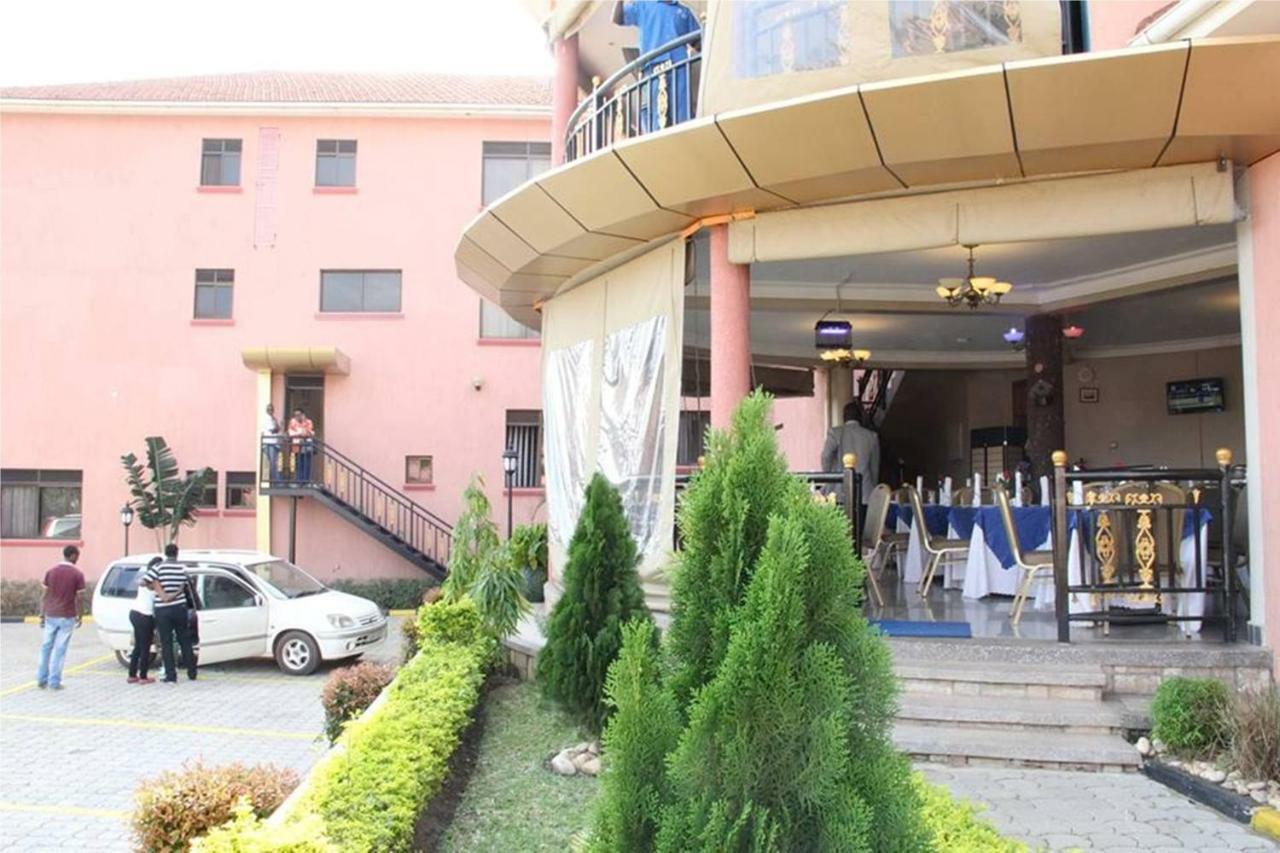 Sapphire Hotel Entebbe Kigo Kajansi المظهر الخارجي الصورة