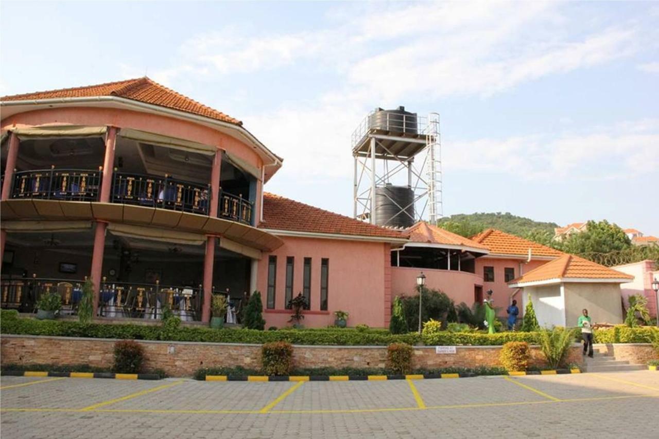 Sapphire Hotel Entebbe Kigo Kajansi المظهر الخارجي الصورة